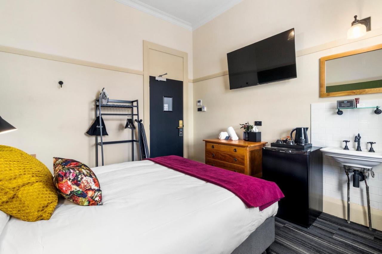 Hotel Queanbeyan Canberra Esterno foto